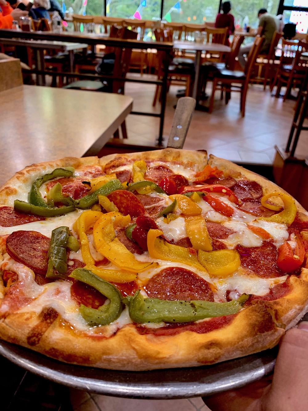 stage-door-deli-pizzeria-at-the-world-trade-center